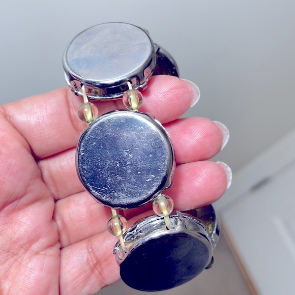 Yellow Stones Elastic Bracelet With Steel Base - Picture 5 of 5